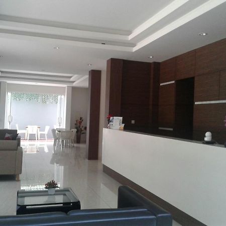 Malabar Park Hotell Bogor Exteriör bild
