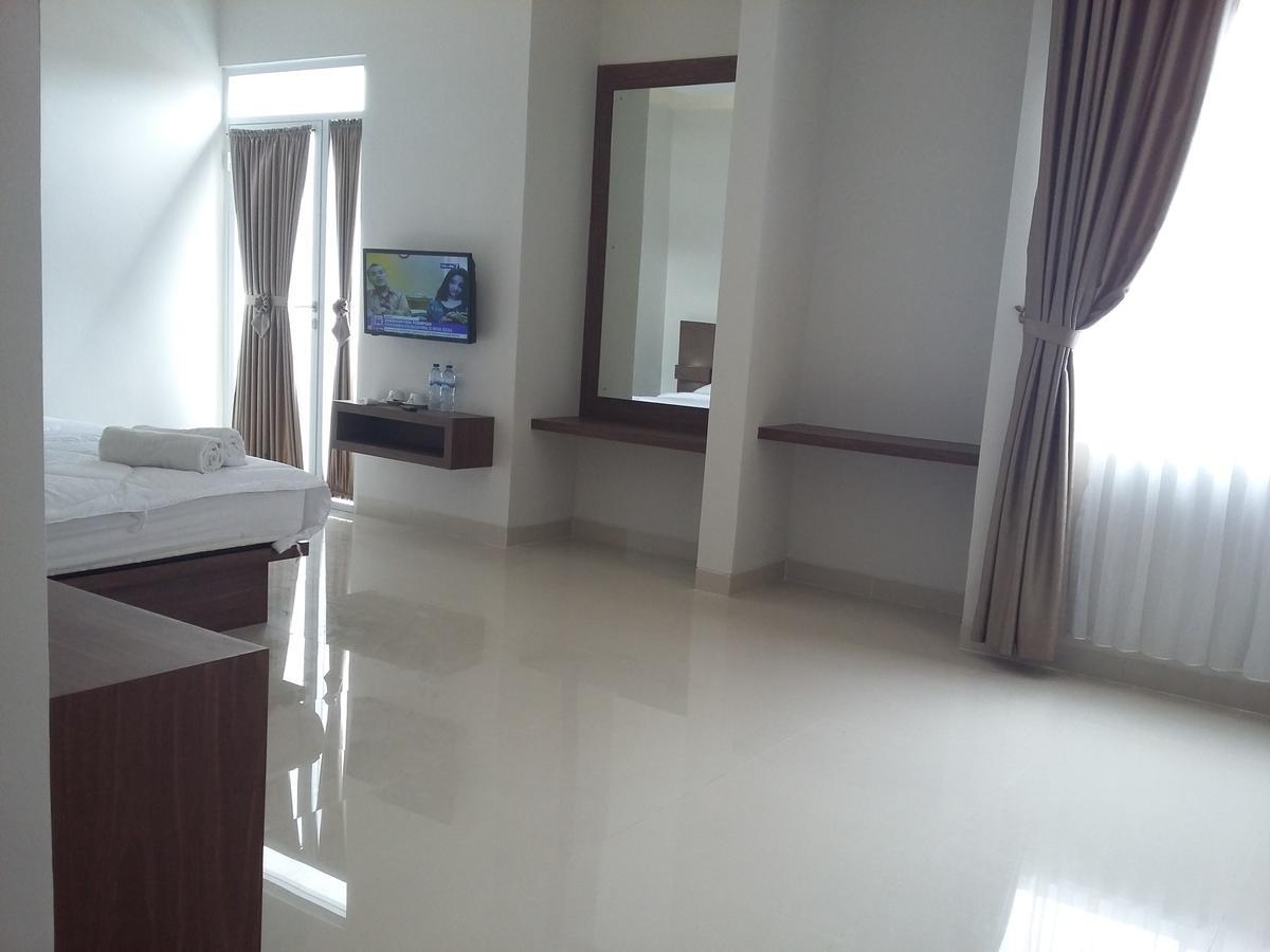 Malabar Park Hotell Bogor Exteriör bild